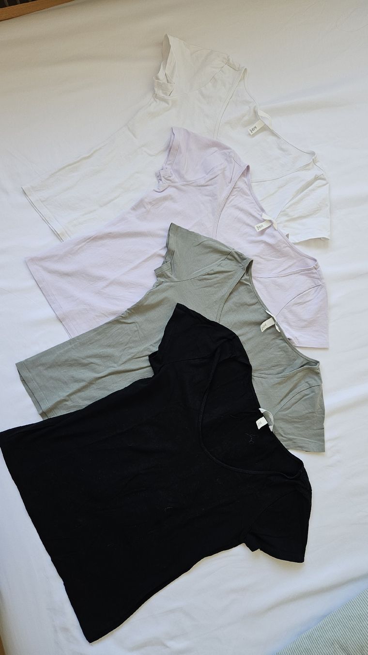 H&M T-shirt: 4 Basic T-Shirt von H&M – Usato da Zürich venduto da AlineW 1