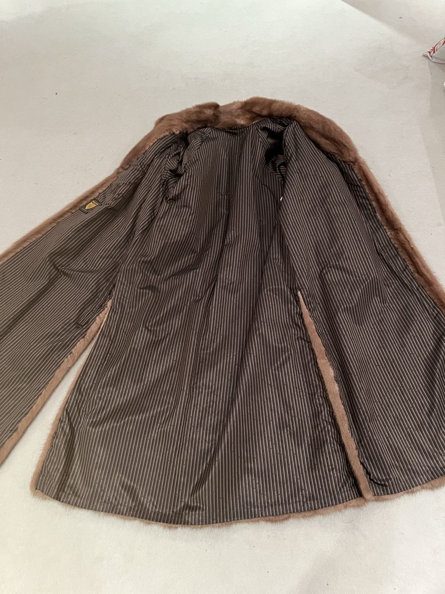 Nerz Cappotti: Nerzmantel, Grösse 40/42 – Usato da Rüschlikon venduto da sweet_76 5
