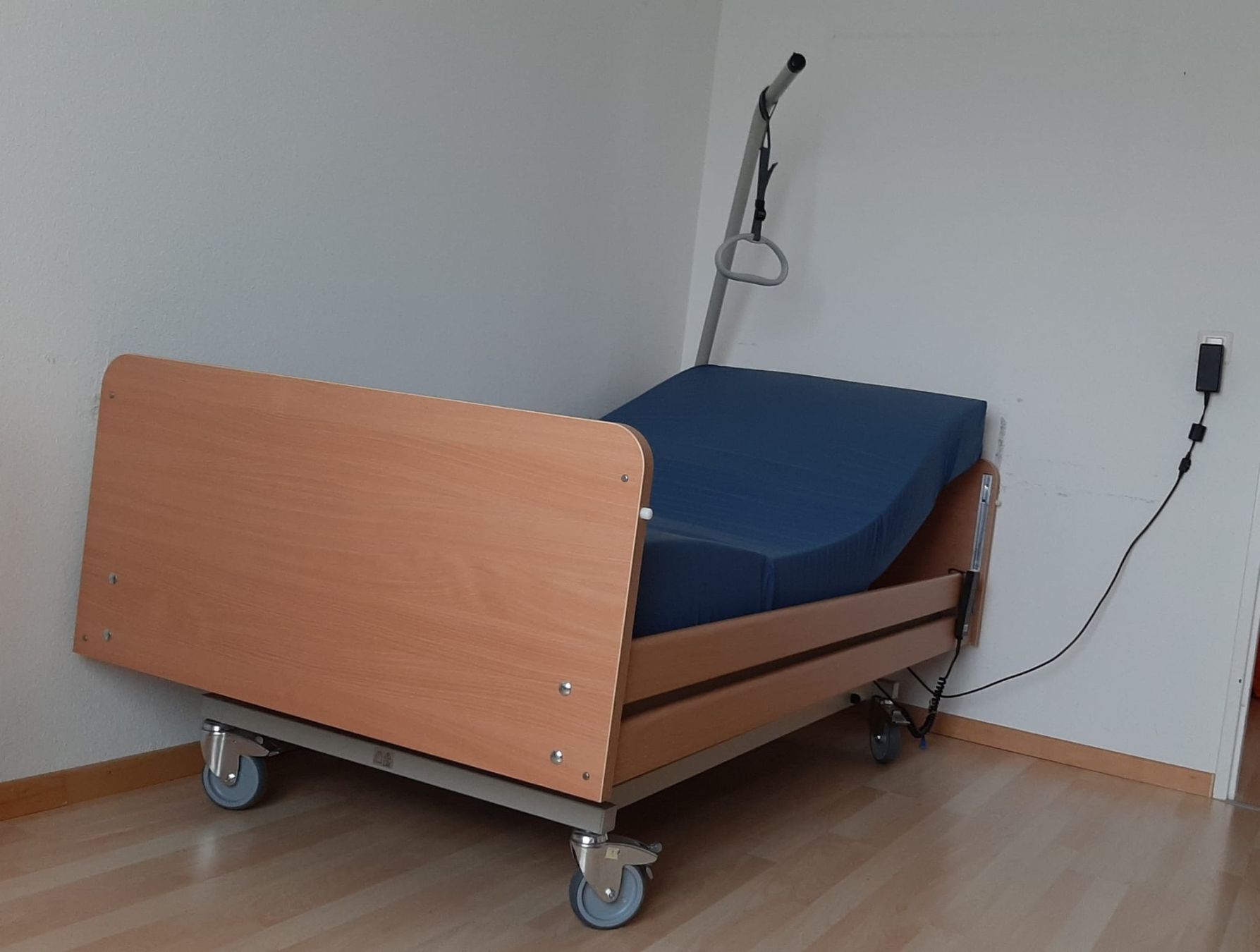 Letti: Pflegebett – Usato da Olten venduto da kat_8tjz 1