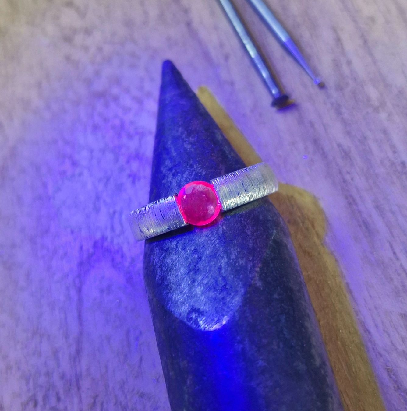 Bagues: Rubin Ring – Neuf avec emballage d'origine à Zürich par GOS08 7