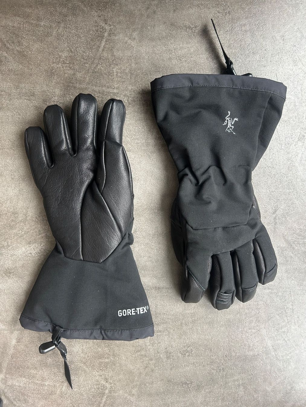 Arcteryx Guanti & manicotti: Arcteryx Handschuhe Grösse M – Nuovo (secondo la descrizione) da Udligenswil venduto da Wne