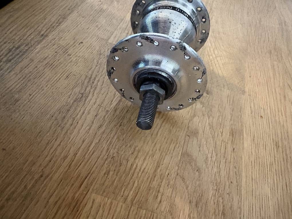 Shimano Pezzi di ricambio: Moyeux avant Shimano NEXUS – Usato da Biel/Bienne venduto da pat_kh7v 2