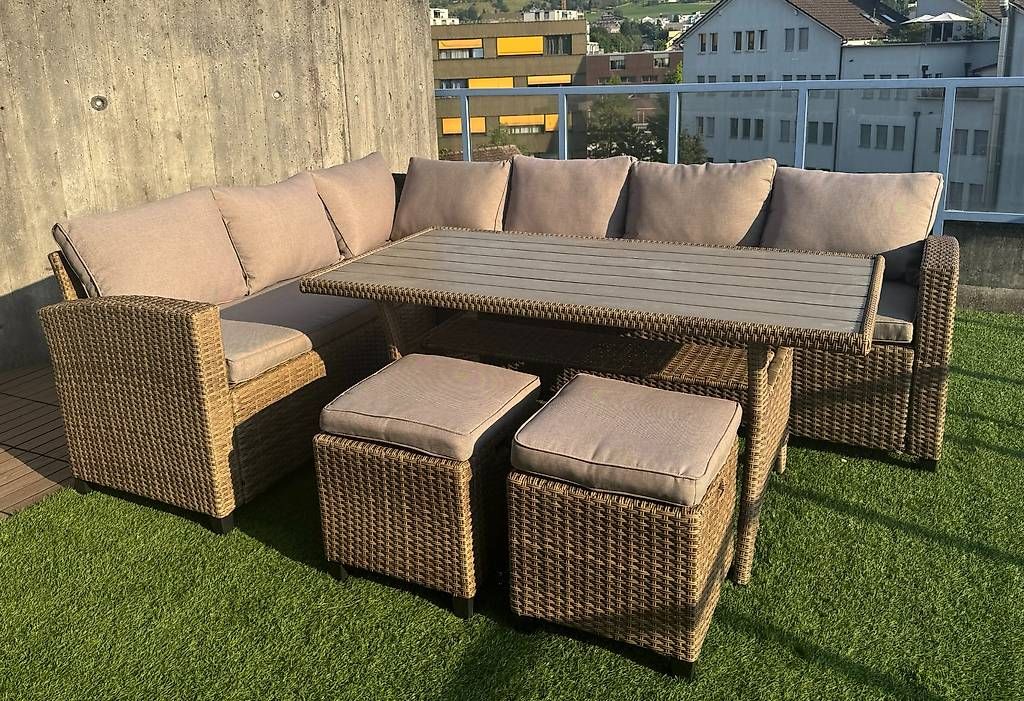 Tischset: Neuwertige Lounge inkl. Abdeckung – Gebraucht aus Rotkreuz von kat_bh8j