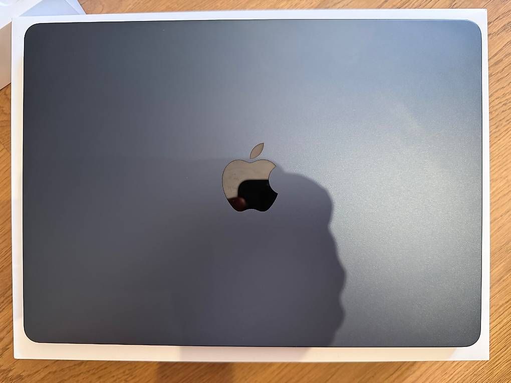 Apple Notebook: MacBook Air M2 13" Minuit  512 Go  Boîte complète – Usato da Bougy-Villars venduto da Chingys 1