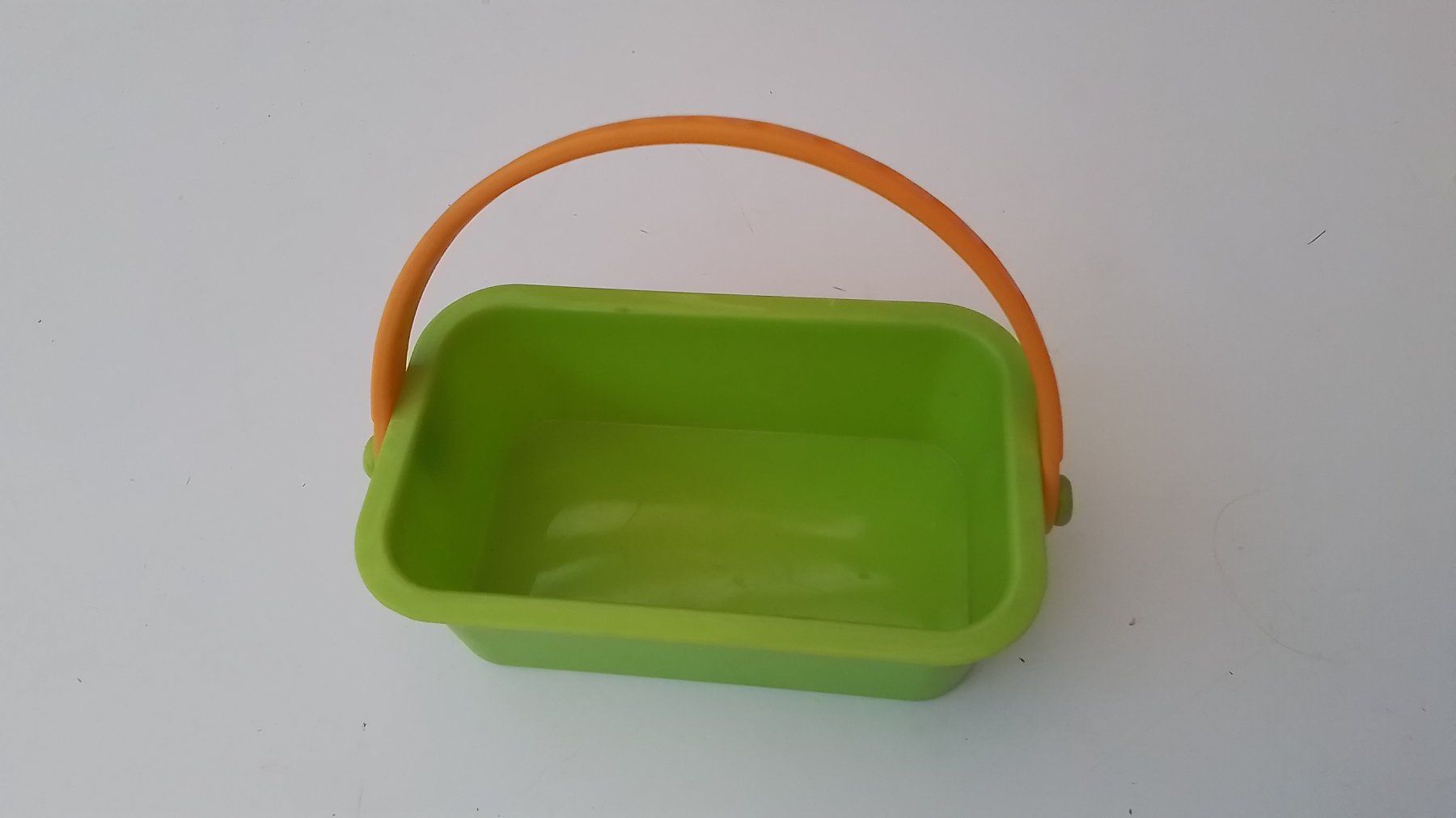 Giocattoli: Sandkasten Spielzeug kleiner Eimer ca.20cm – Nuovo (secondo la descrizione) da Oberurnen venduto da Zueger_Modellbahnen