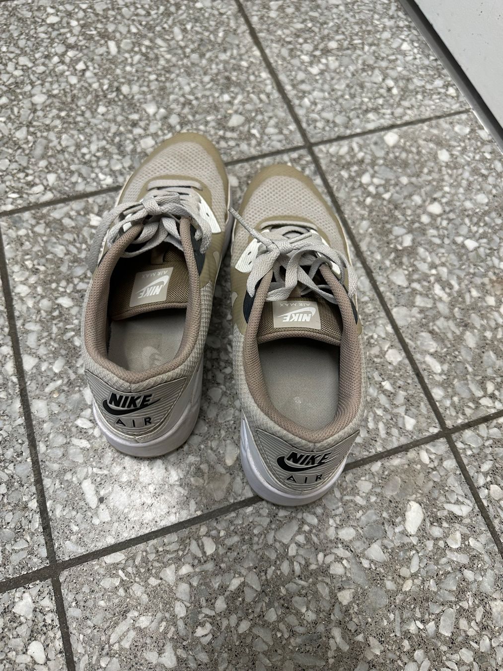 Nike Scarpe da uomo: Nike schuhe – Usato da Zug venduto da uri_z6fm 3
