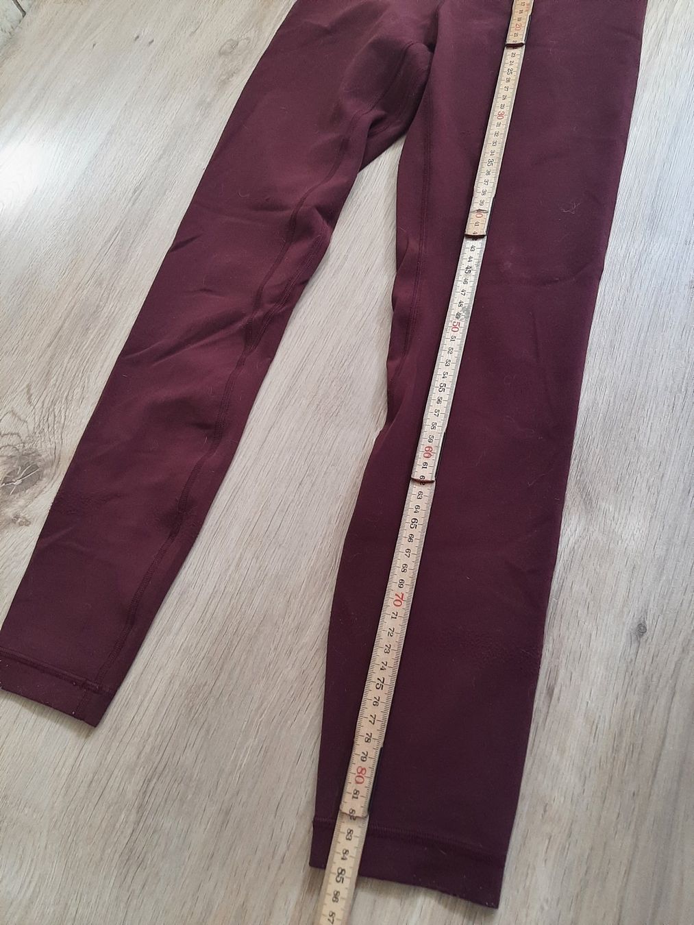 Lululemon Leggings: Lululemon Align leggings 4 – D'occasion à Fribourg par metalhands 4