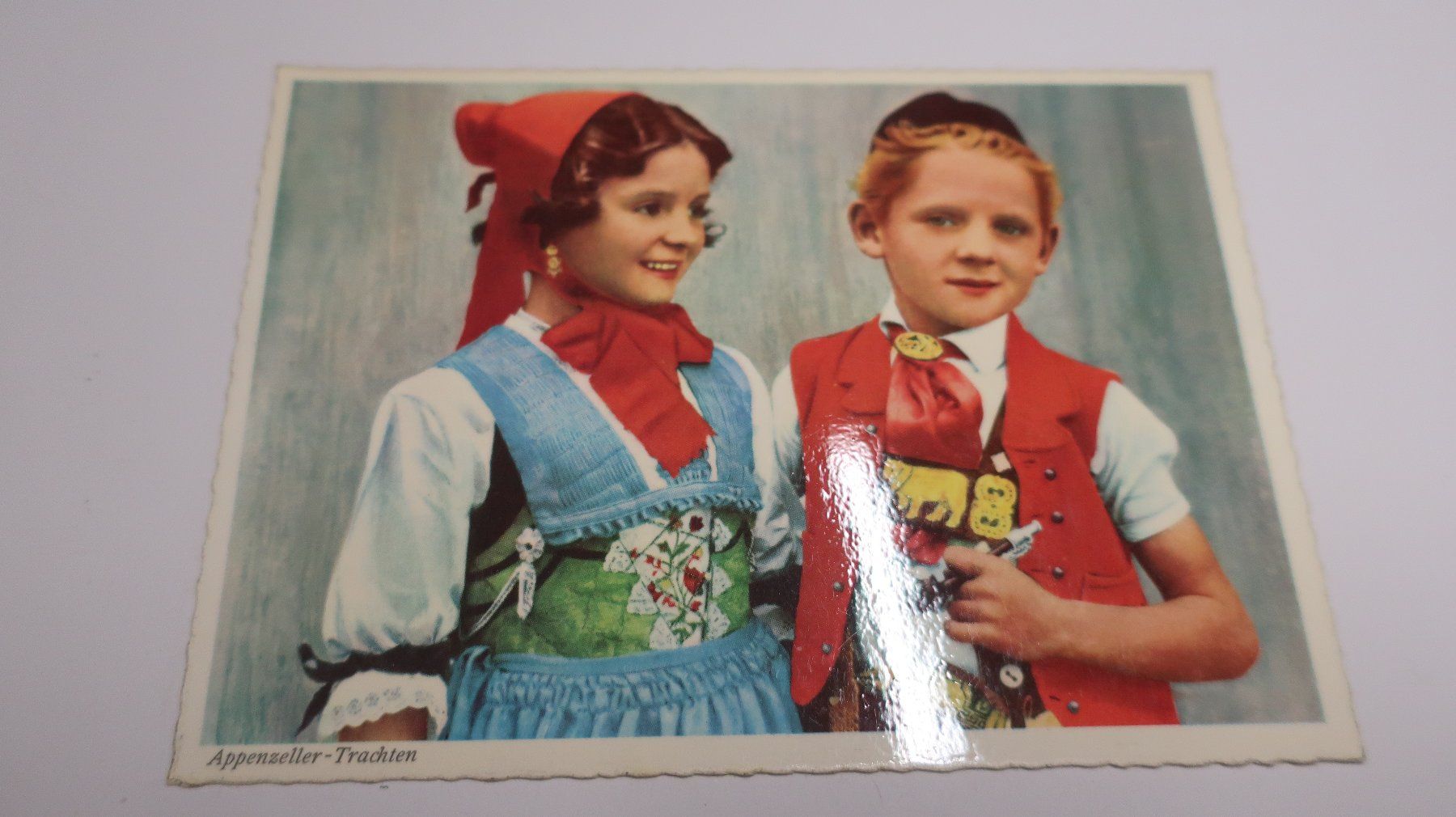 Cartoline postali: Appenzeller - Trachten – Usato da Cormoret venduto da Pascalll2001 1