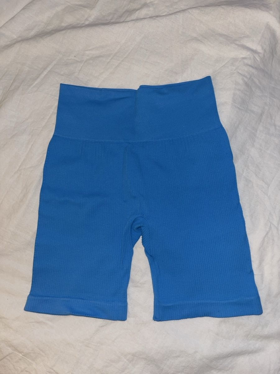 Leggings: Blaue shorts XS/S – Usato da Winterthur venduto da adi_sqz 2