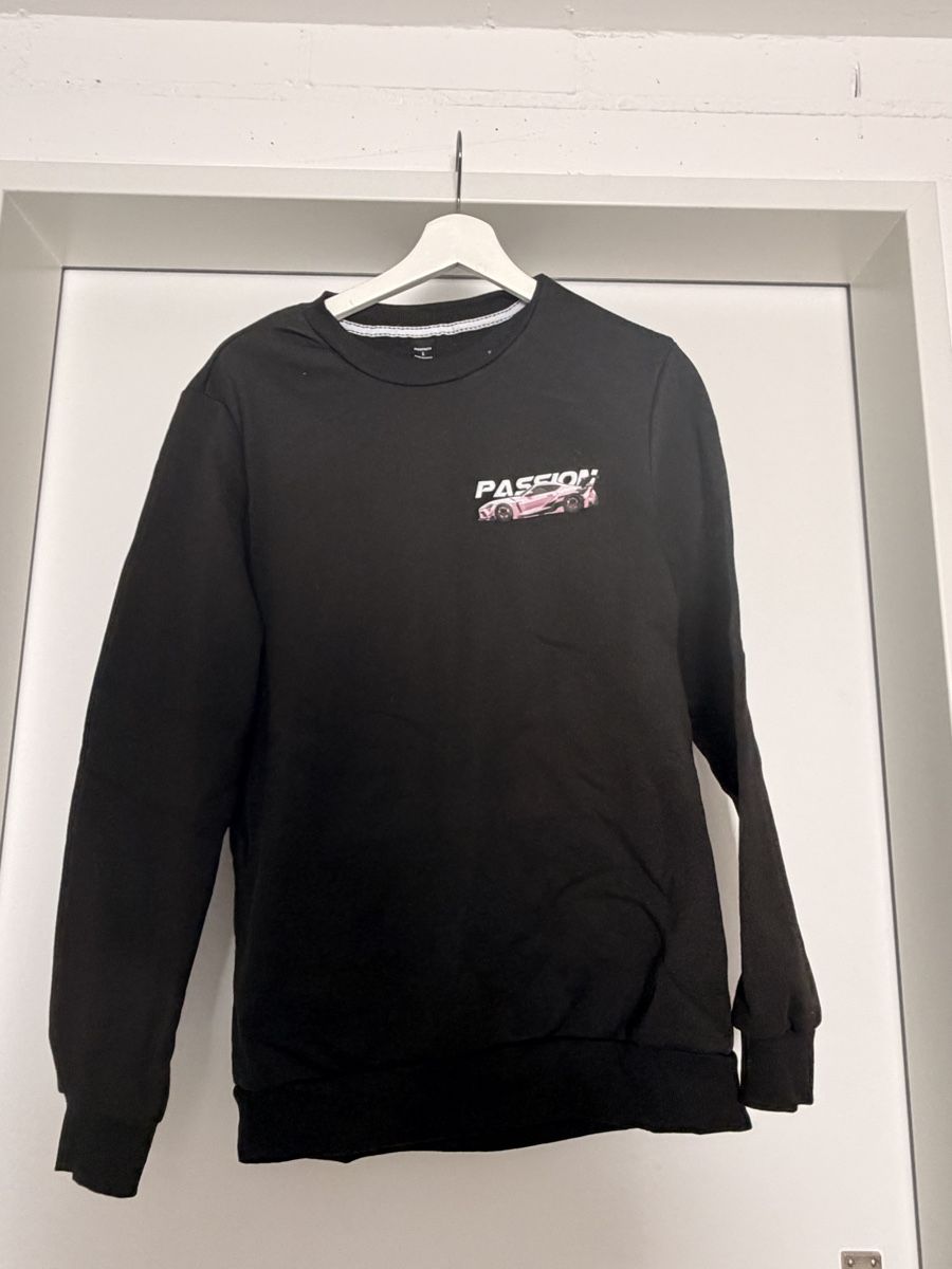 Maglioni & Felpe: Schwarzer Herren Pullover "Passion" - Neuwertig, Gr. S – Usato da Sempach venduto da ljnaelena 1
