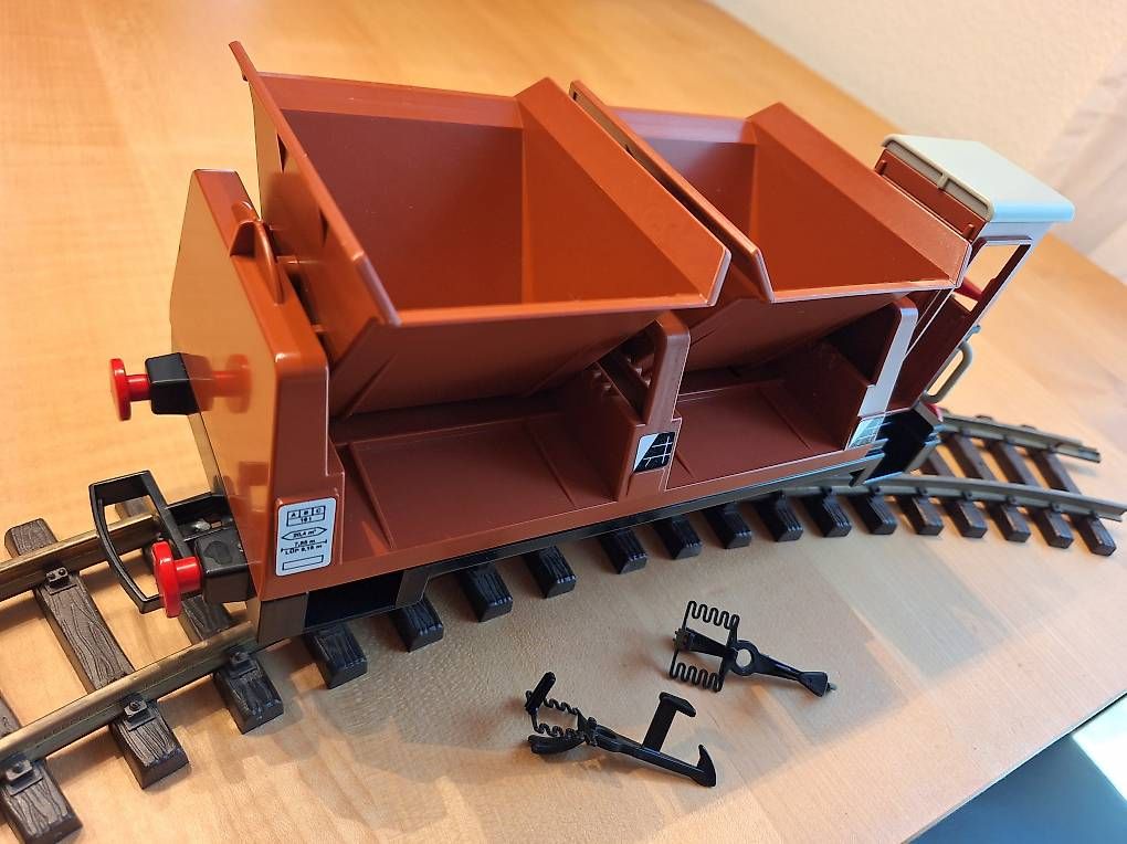 LGB Modellini di ferrovie: LGB / Playmobil 4112 Kipplore braun – Usato da Reinach BL venduto da Playmobilist 6