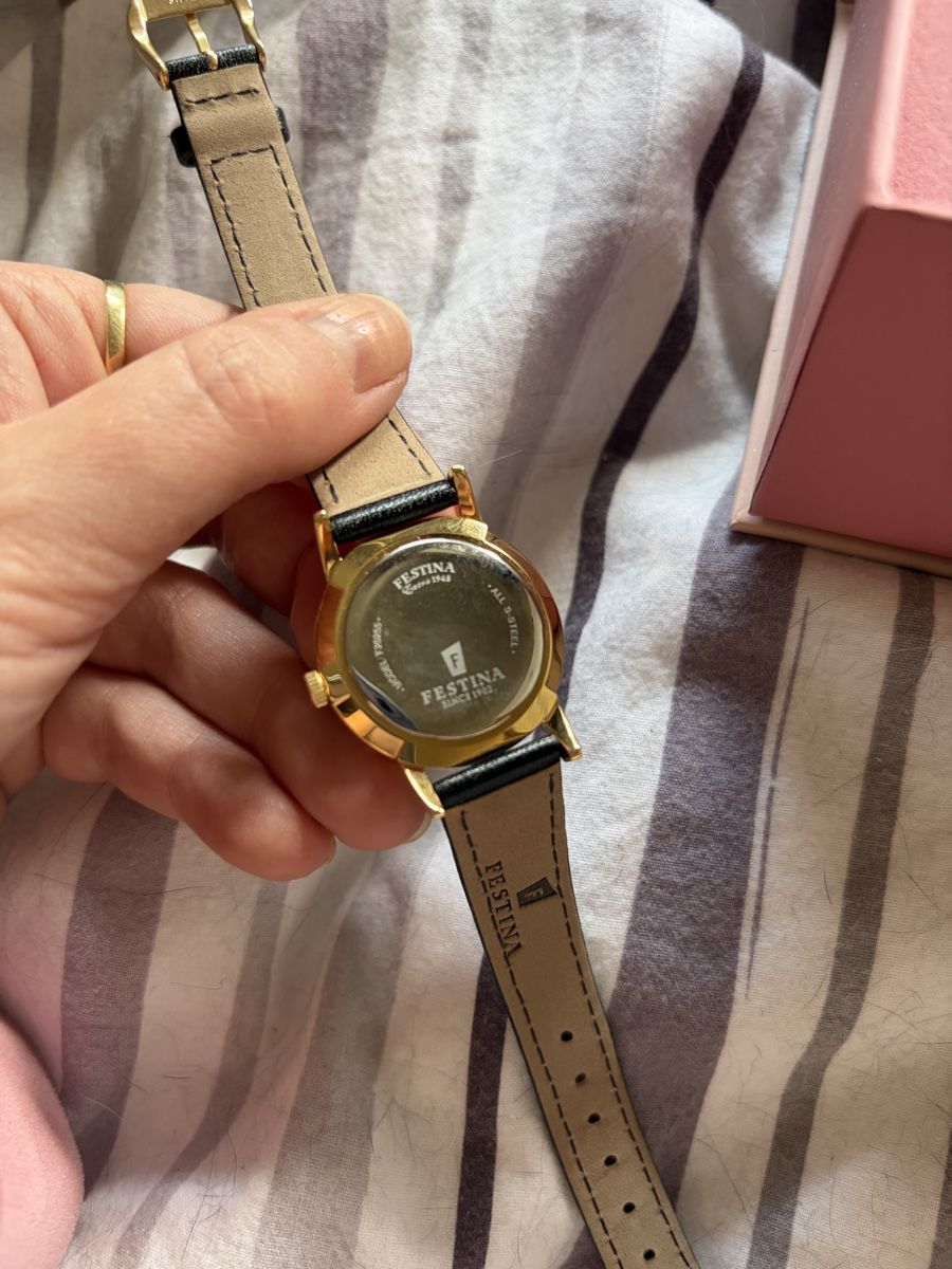 Festina Uhren: Festina Damenuhr  – Gebraucht aus Basel von Brunner.T 4