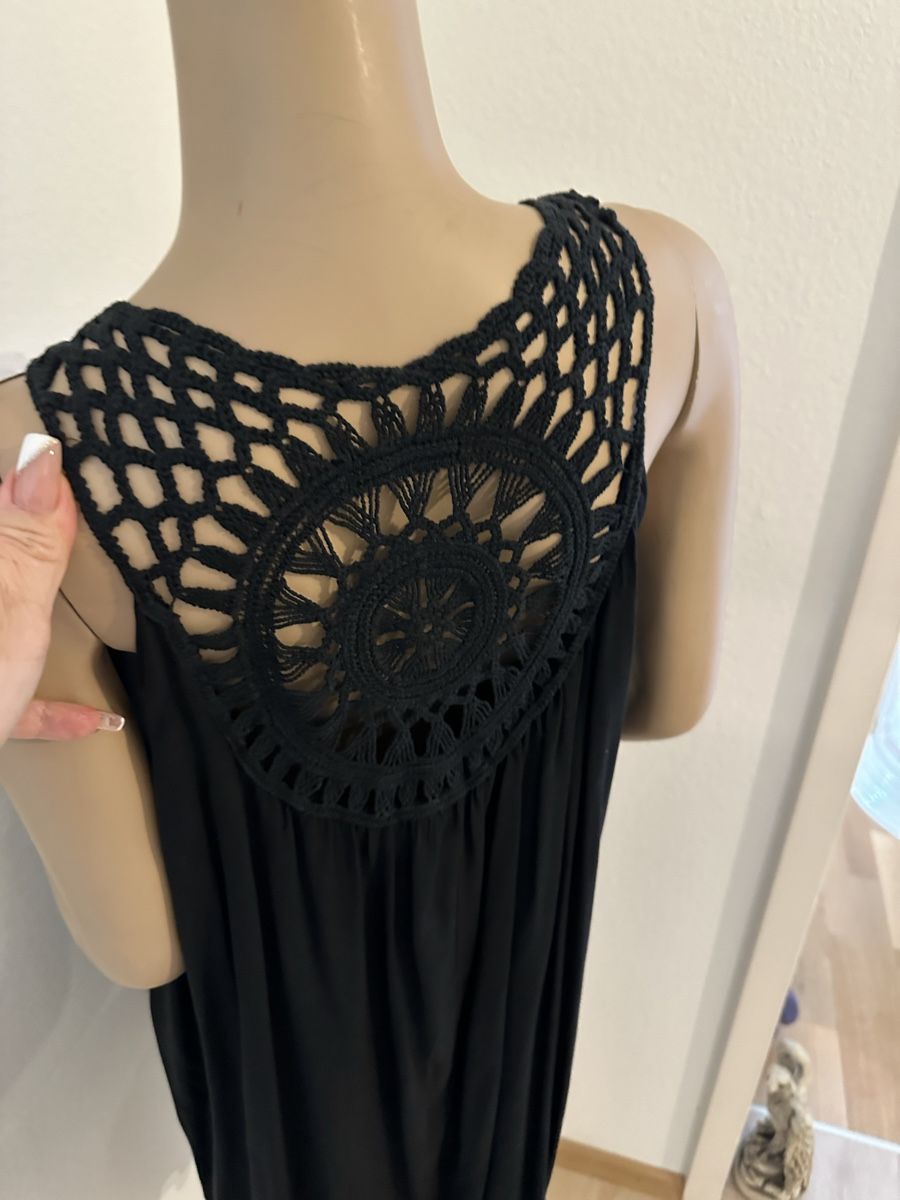 Kleider: Damen Sommerkleid mit Raffinierten Optik – Gebraucht aus Basel von Ivana_4 3