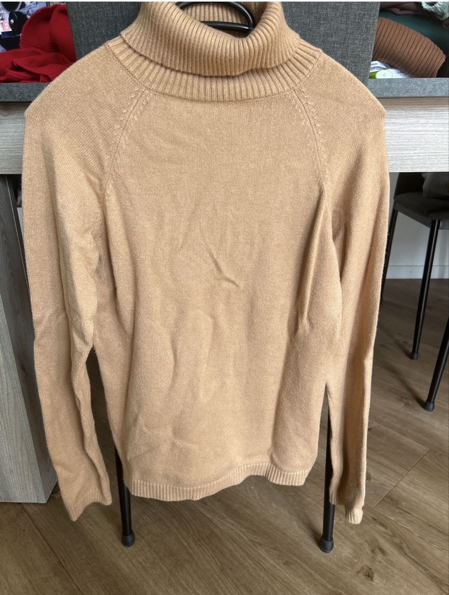 Lots de vêtements: Set aus 2 Rollkragen-Pullover – D'occasion à Laupen BE par erii.blabla 1