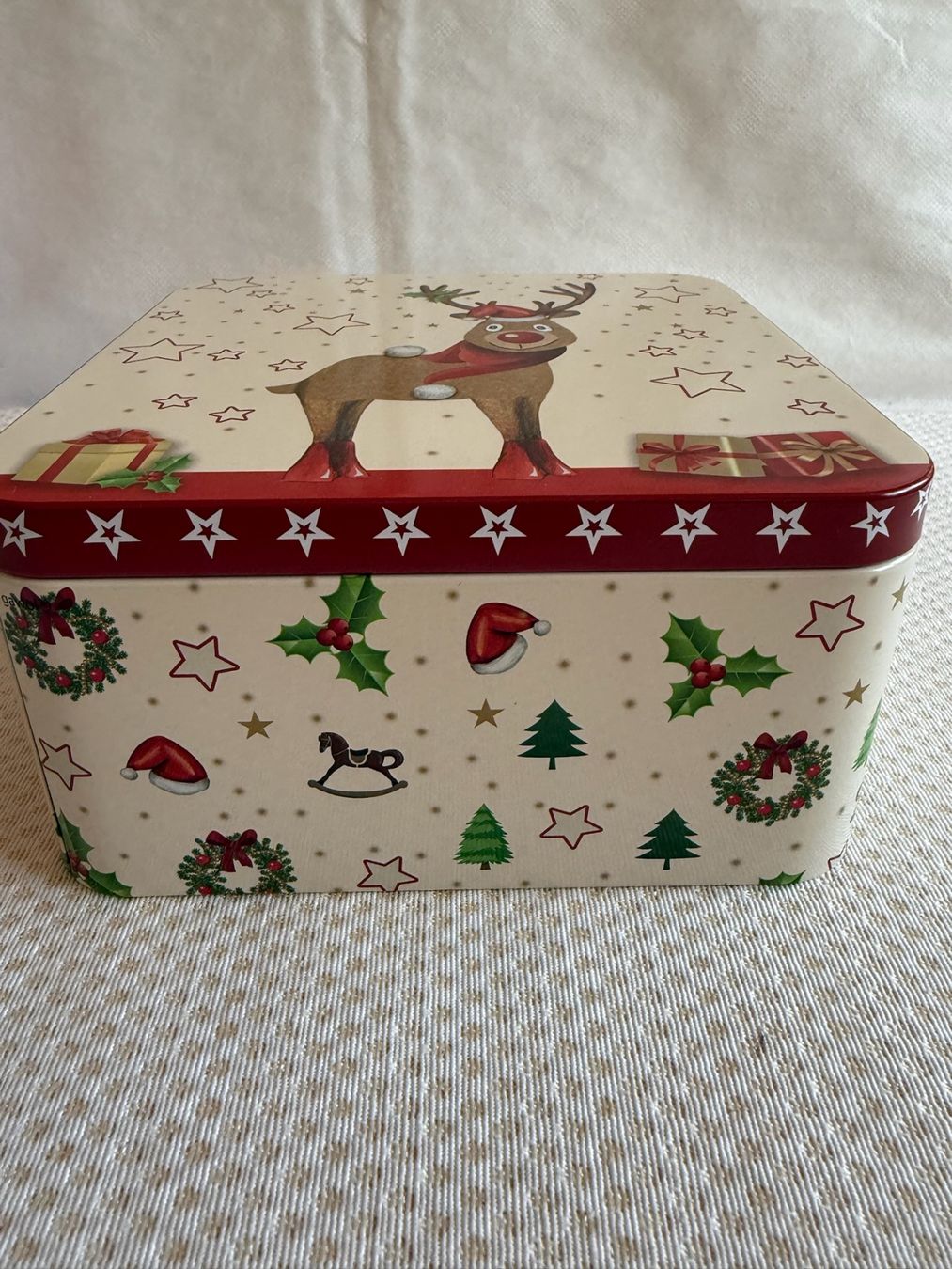 Contenitori & Simili: Boîte à biscuits - décor de Noël – Usato da Sion venduto da accroshoes 2