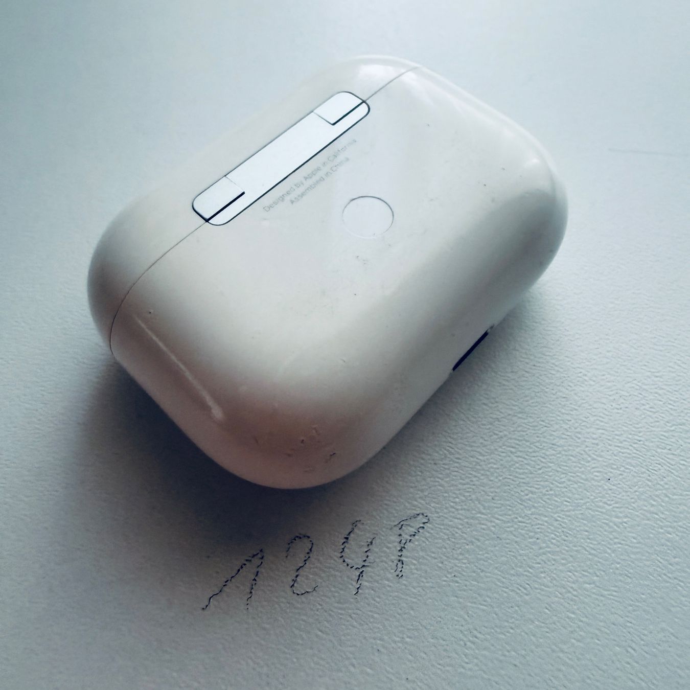 Apple Ladegeräte: Original Apple Ladecase A2190 Wireless für AirPods Pro – Gebraucht aus Basel von MY.AIRPODS.SHOP 3