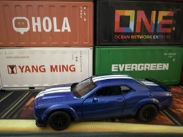 Dodge Challenger  1:44