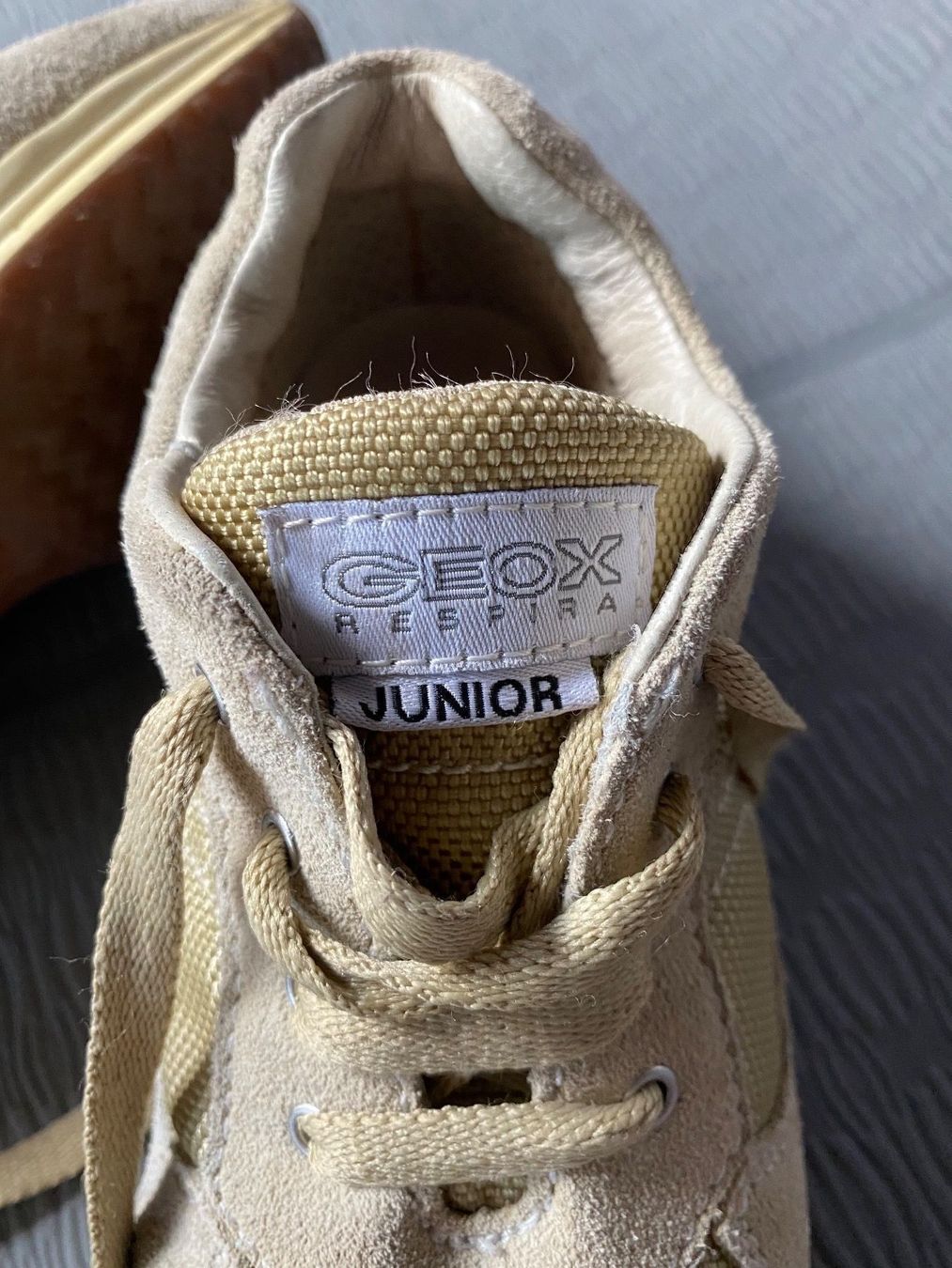 Scarpe per ragazze: Geox Schuhe für Kinder – Usato da Altendorf venduto da Jeshy15 3