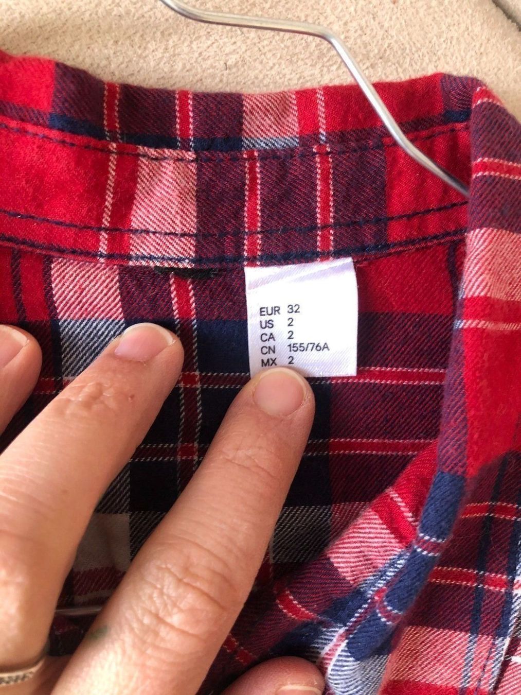 H&M Blusen: H&M blouse / Winterbluse XS/S – Gebraucht aus Zürich von Angela_Fashion_Lover 2
