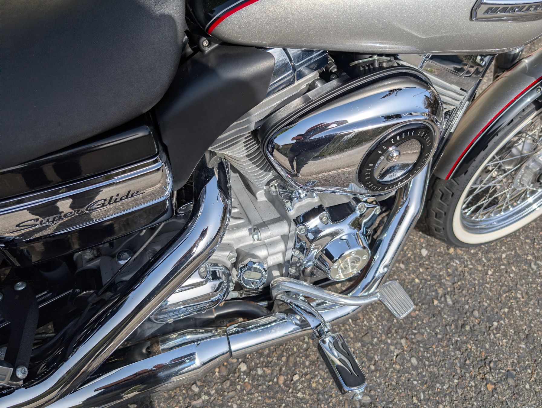 Harley-Davidson Chopper: Harley Davidson Dyna Super Glide Custom – Usato da Tegerfelden venduto da Kingsize 5
