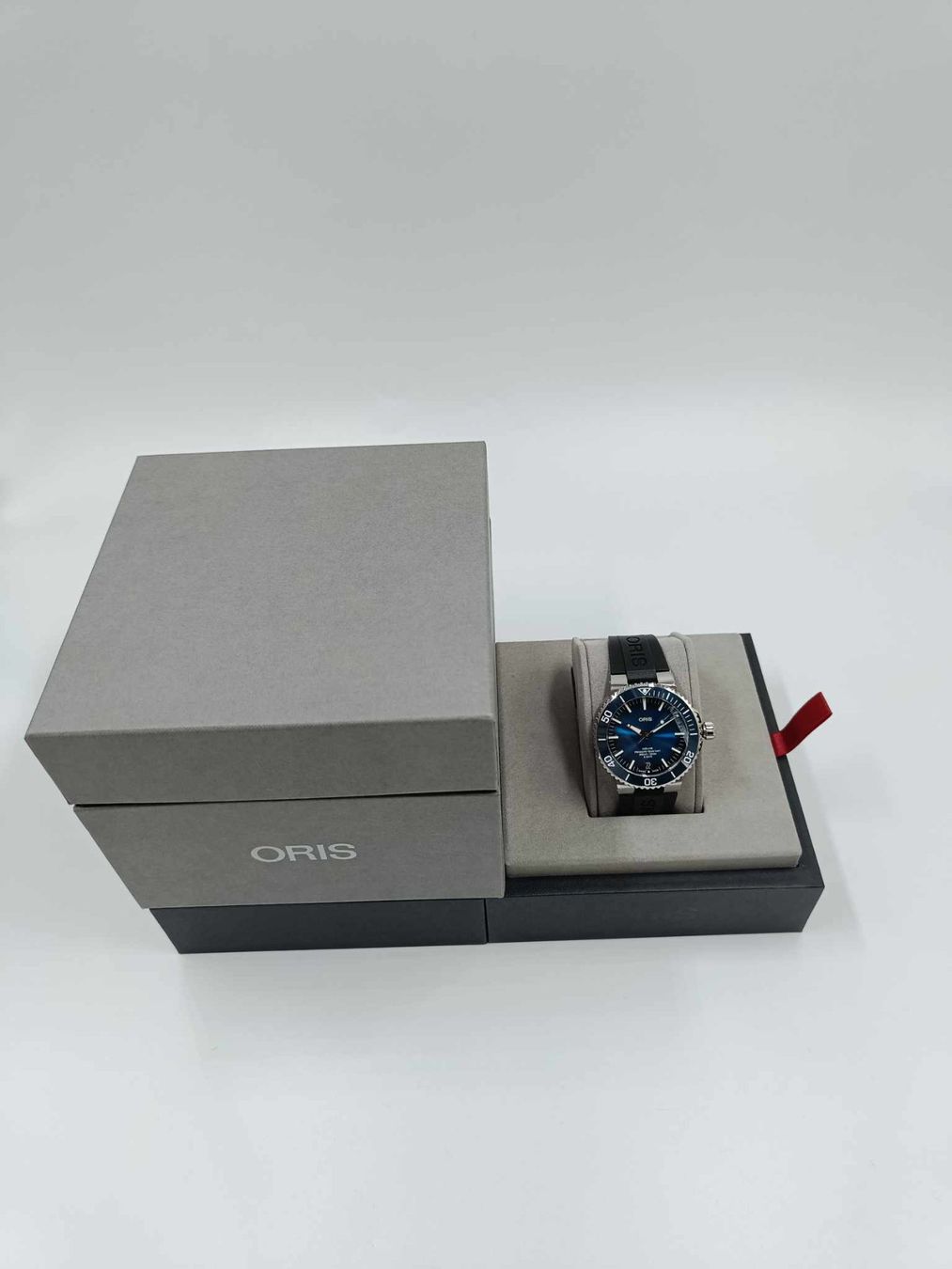 Oris Orologi: ORIS "AQUIS DATE CALIBRE 400" MIT BLAUEM ZIFFERBLATT – Nuovo (secondo la descrizione) da Luzern venduto da EdiGem 1