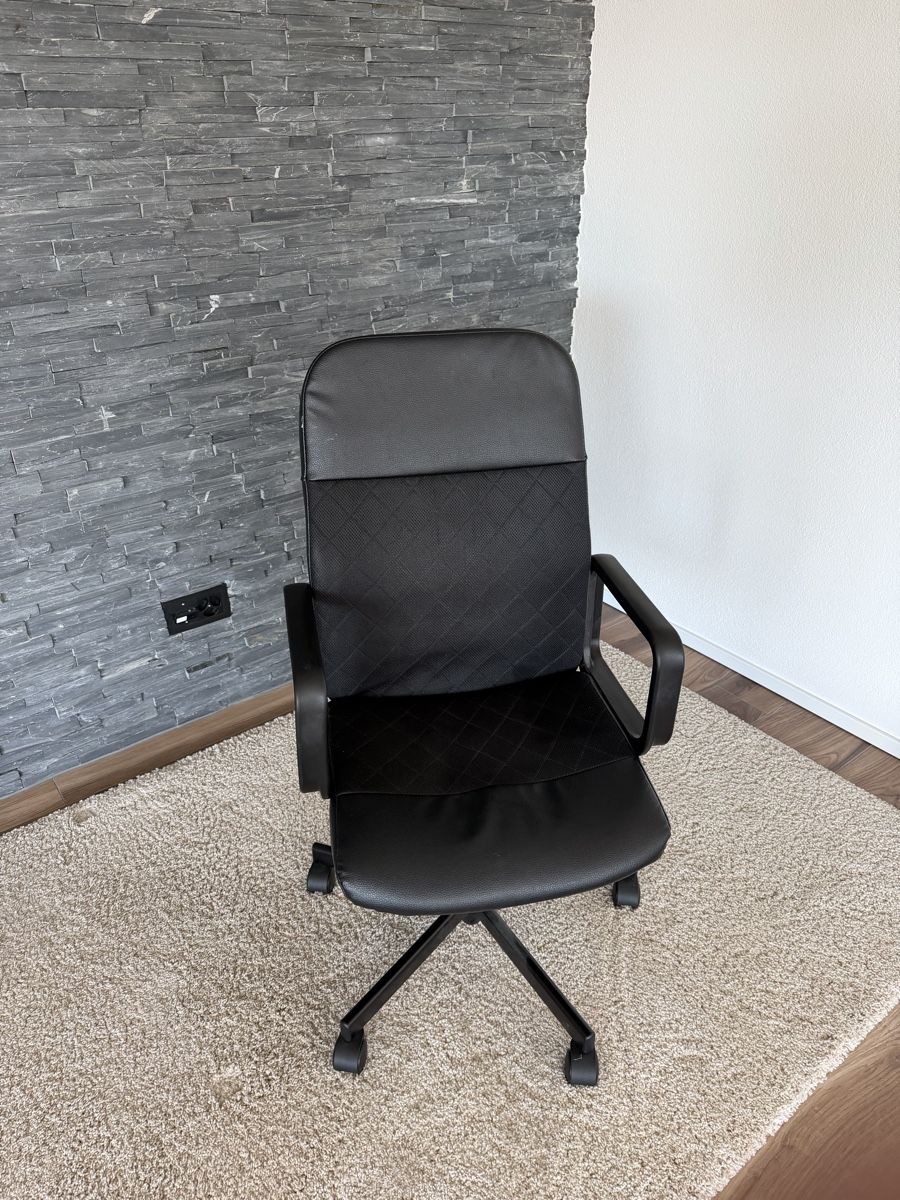 Ikea Sedie: Büro Stuhl  – Usato da Dübendorf venduto da vra_5xq6 2