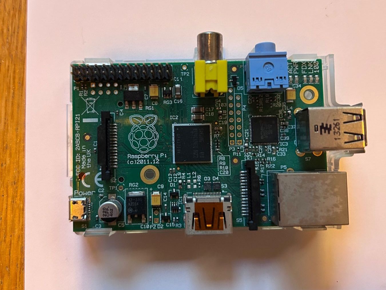 Raspberry Pi Cartes mère: Raspberry P1 (c) 2011.12 – Défectueux à Rapperswil/BE par chraebsli33 1