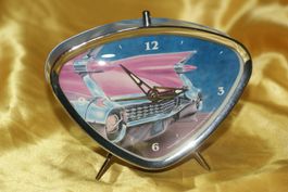 (42) WECKER Vintage Pink Cadillac Heckflosse