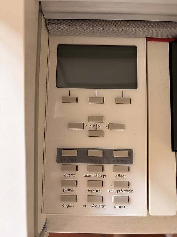 Instruments de musique: GEWA Digitalpiano UP-385 Weiss matt – D'occasion à Wädenswil par nin_6gkh 3