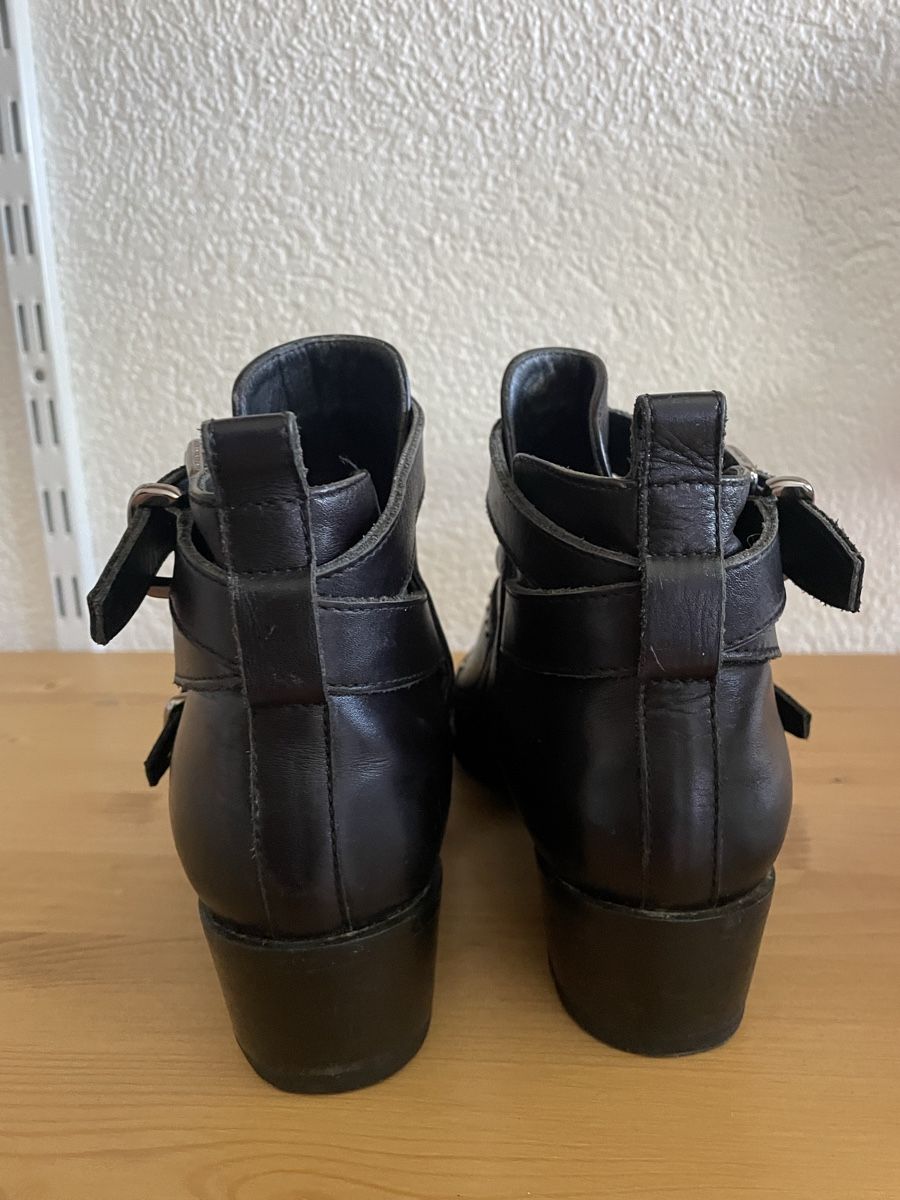 Scarpe da donna: Chaussure Barbara Bui – Usato da Martigny venduto da Lea_lucci 2
