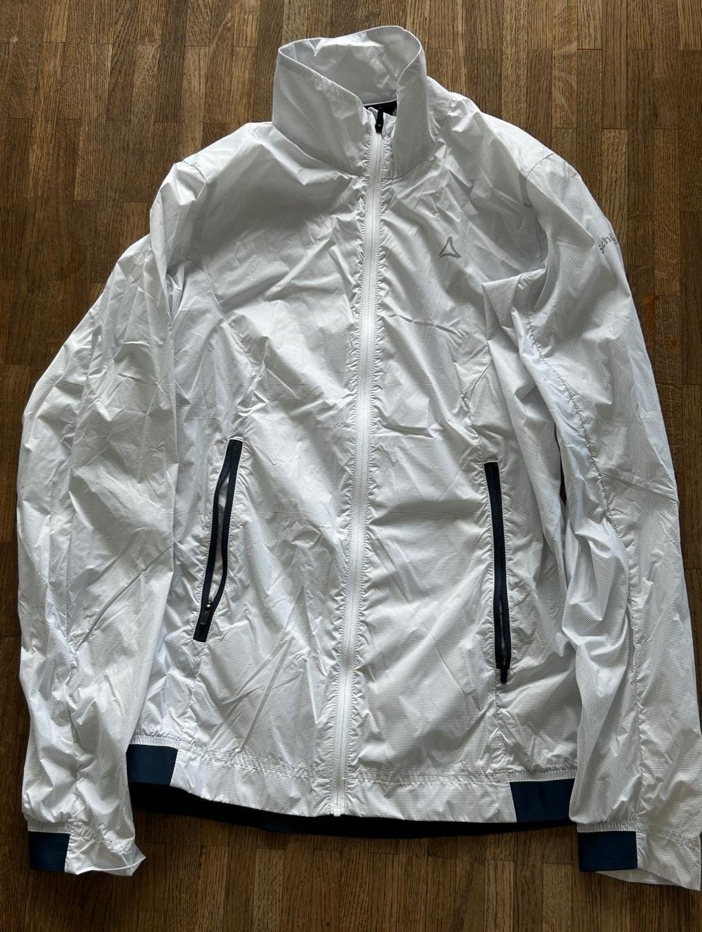Schoeffel Giacche: Schöffel leichte Windjacke Running oder Wanderjacke Gr. 36 – Usato da Bern venduto da arwori