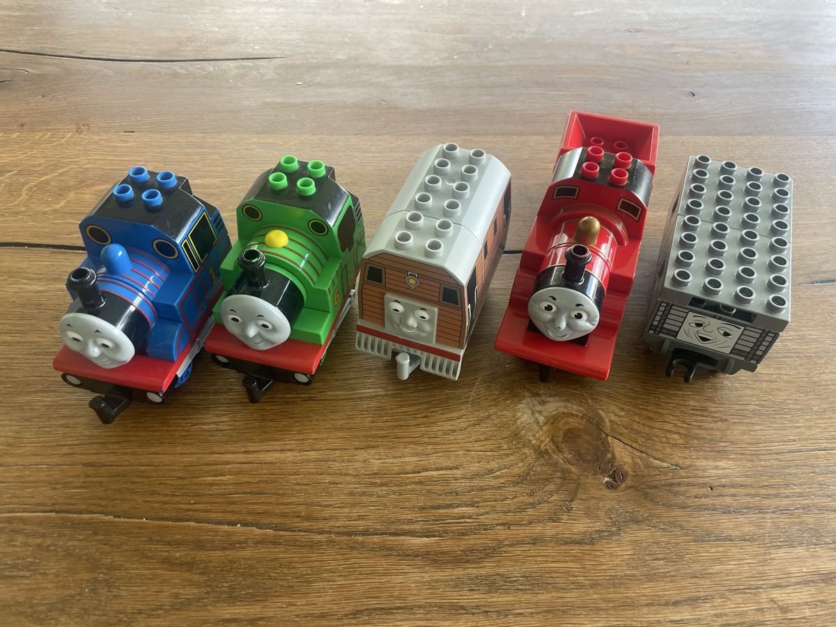 Duplo Spielzeuge: Lego Duplo Eisenbahn, Thomas & seine Freunde – Gebraucht aus Tarasp von JanDro11