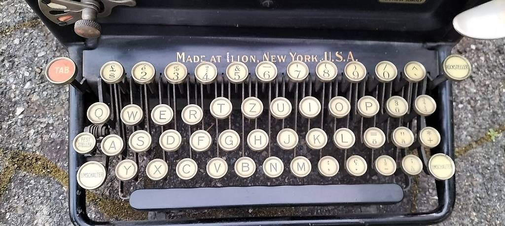 Macchine da scrivere: Schreibmaschine Remington Model 12 – Usato da Steinach venduto da Tsgweh 5