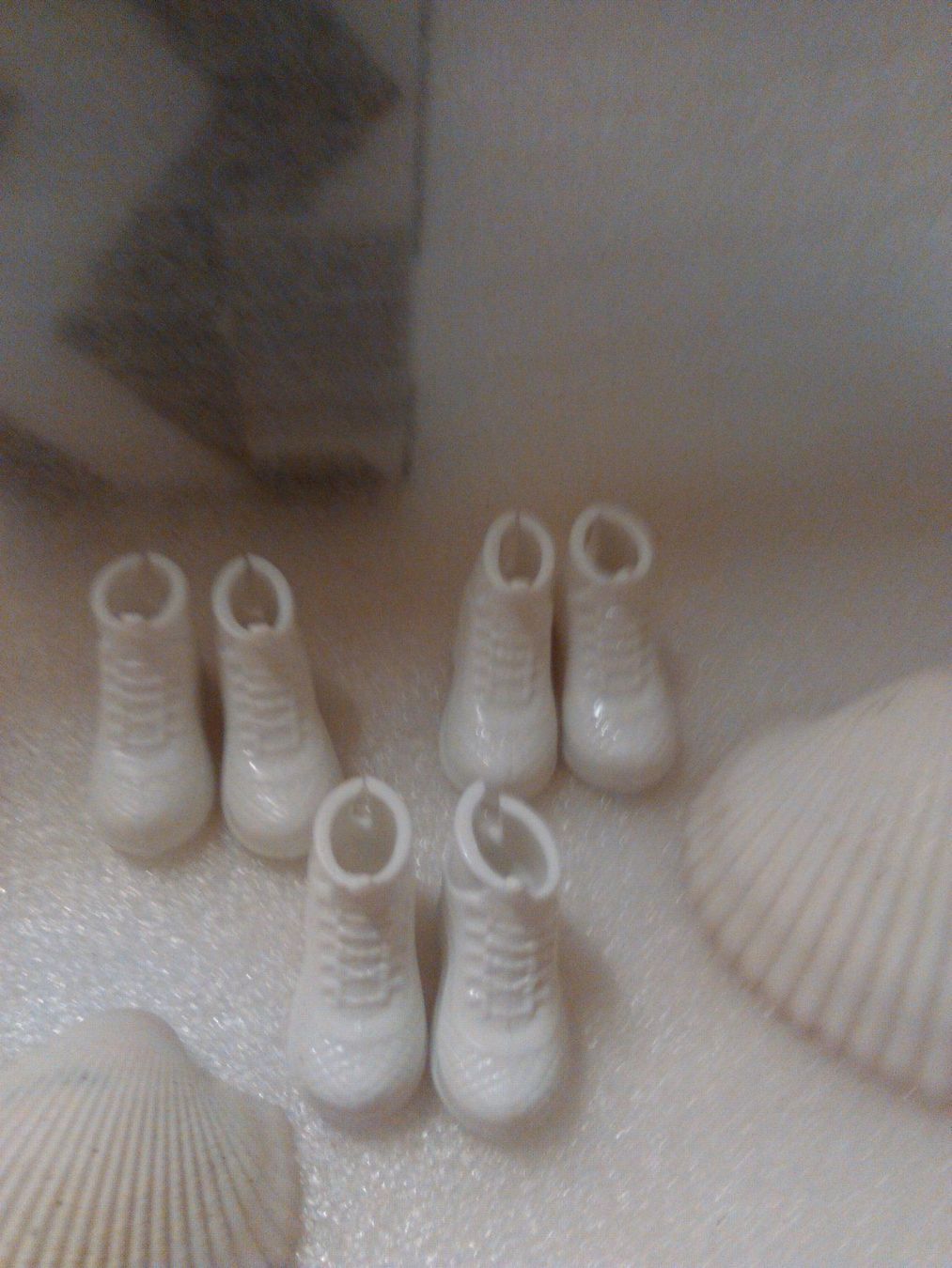 Bambole: BARBIE FREUND SCHUHE;3 paar – Nuovo (secondo la descrizione) da Basel venduto da bijoutrie_4 3