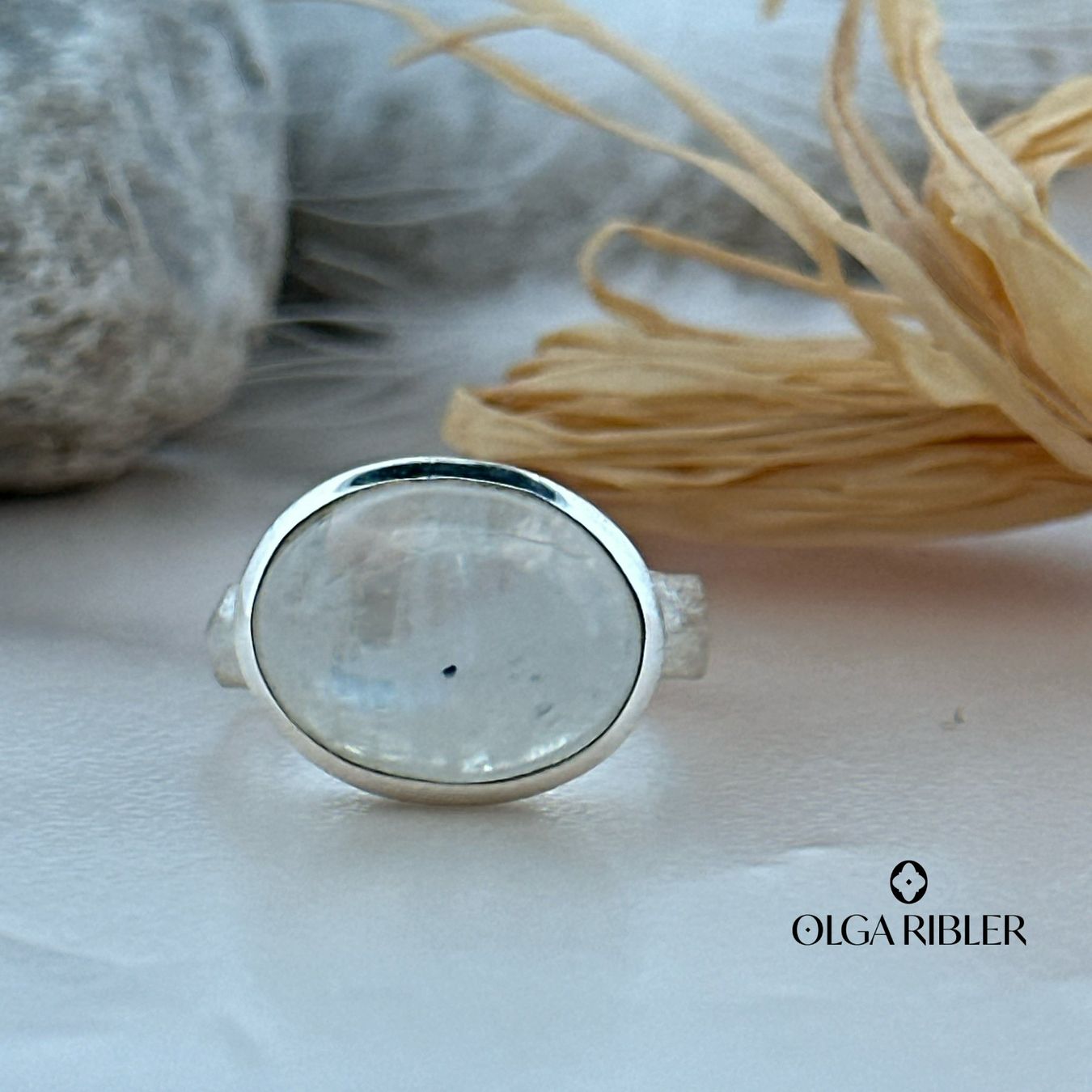 Olga Ribler Anelli: Sterling Silber Ring mit  Regenbogen-Mondstein Gr 54 – Nuovo (secondo la descrizione) da Luzern venduto da Schmuckoutlet 3