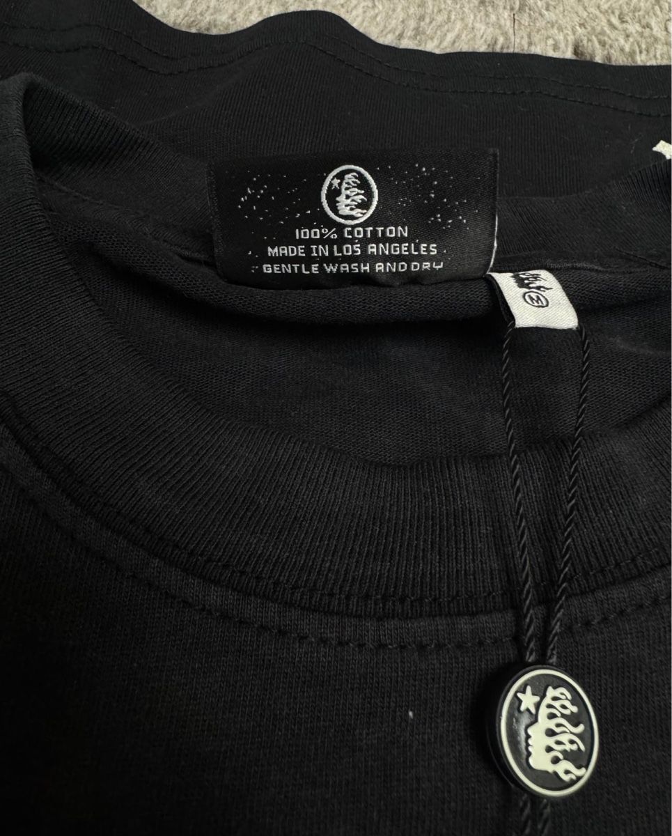 T-shirts: Hellstar T-shirt – Neuf (Voir description) à Emmenbrücke par tan_l6x8 3