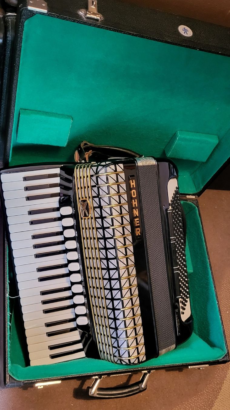 Hohner Strumenti musicali: Accordéon hohner Atlantic IVS – Usato da Penthalaz venduto da EvandroLuz 8