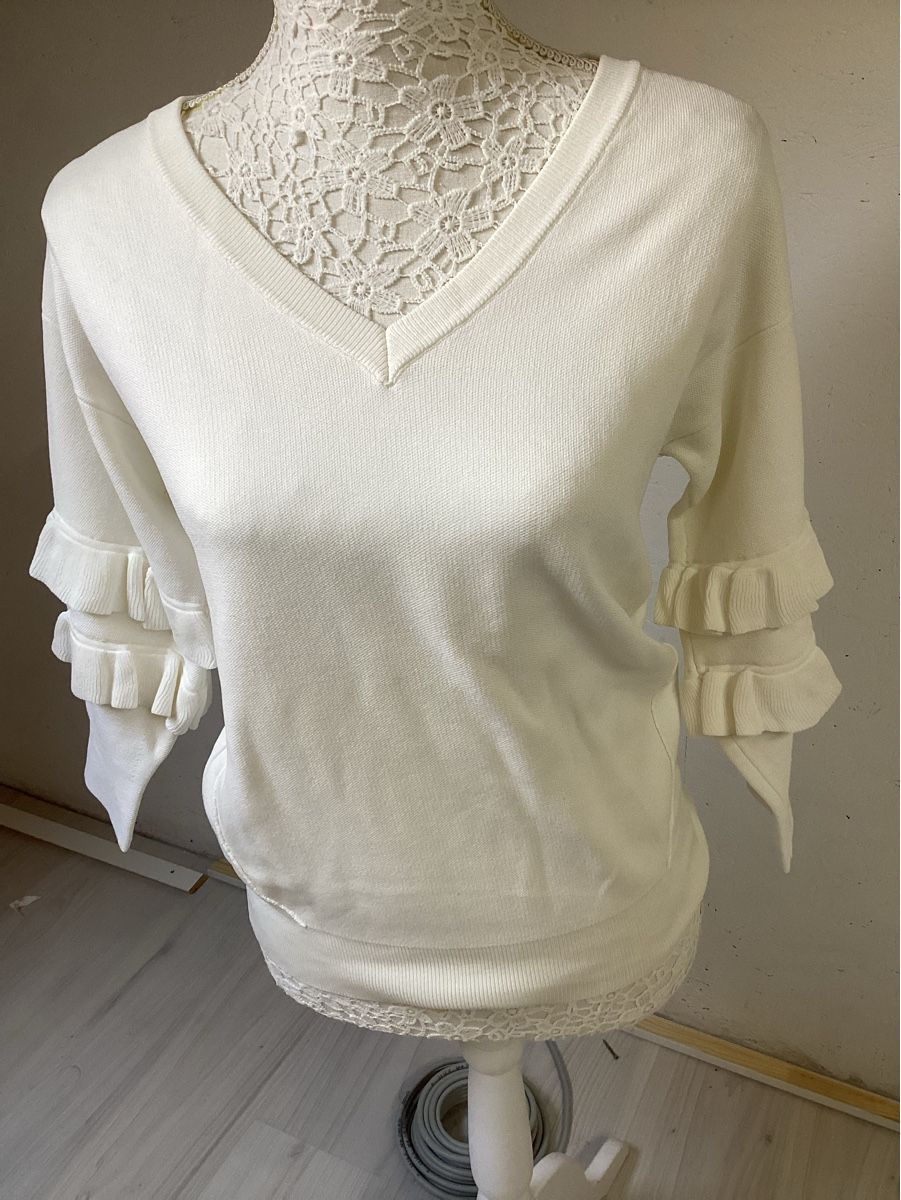 Morgan Maglioni & Felpe: Morgan Pullover in Weiss mit Rüschen - Grösse XS – Usato da Steckborn venduto da smilla70