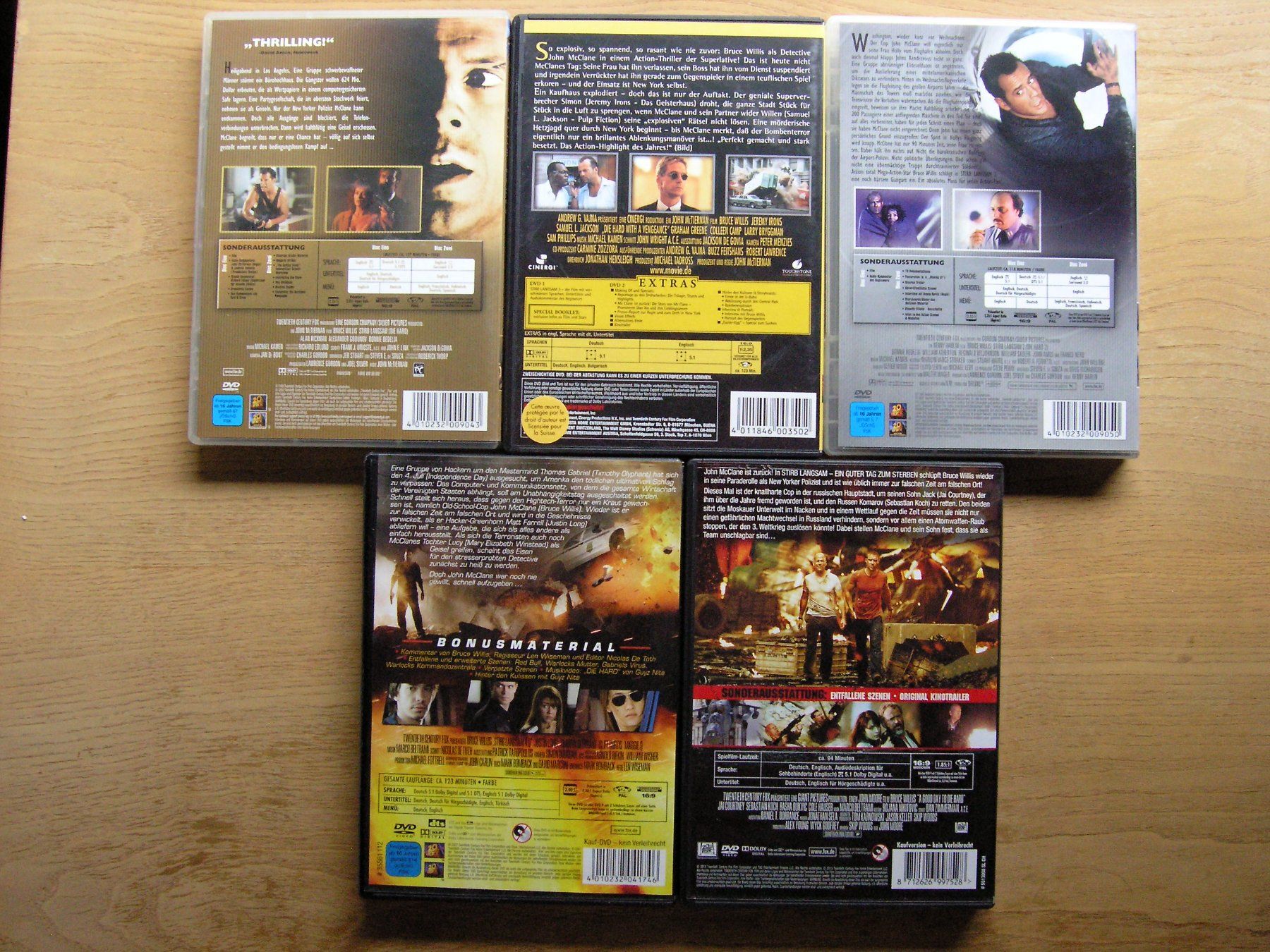 Tutti i DVDs: Stirb Langsam 1 - 5 Edition / Bruce Willis DVD-Collection – Usato da Zuzwil SG venduto da vette13 1