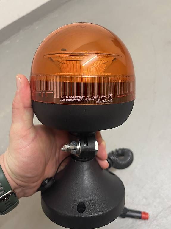 Lampade: LED Drehlicht Rundumkennleuchte Warnlicht – Usato da Schwerzenbach venduto da rabox 2