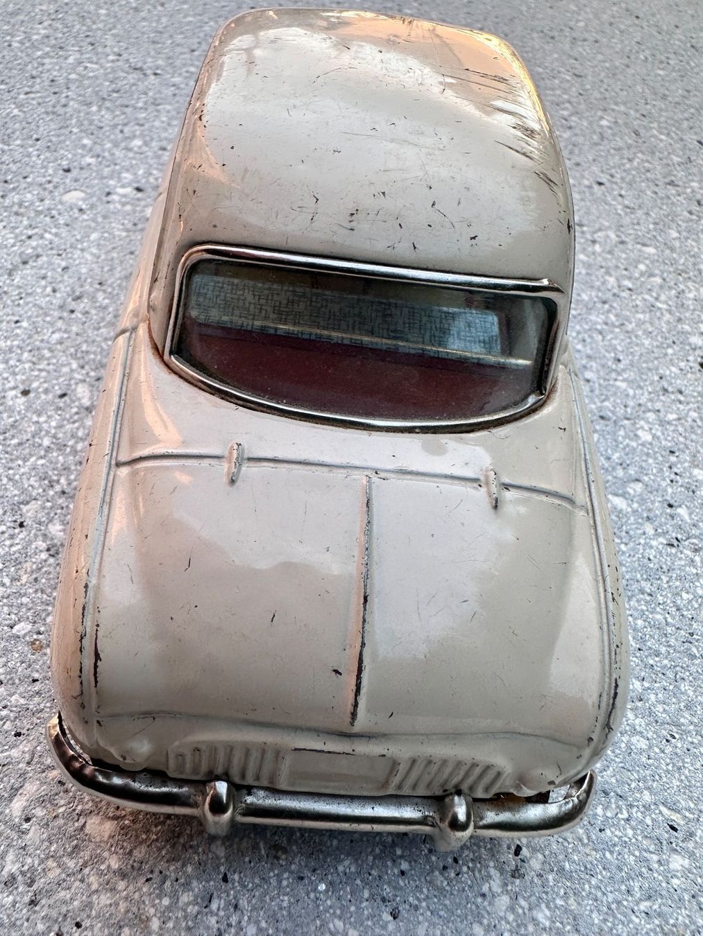 Jouets: Blechauto Renault Dauphine – Défectueux à Seuzach par Jage 4