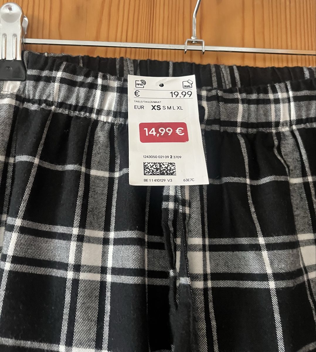 H&M Negligees & Pyjamas: Neue Pyjama Hose h&m – Neu und originalverpackt aus Saas-Fee von Marienelly19 1