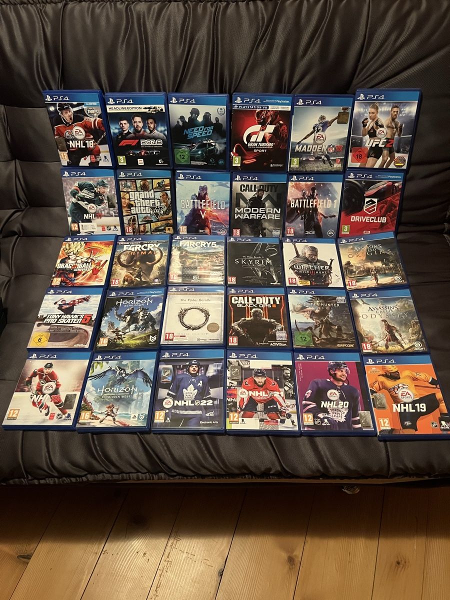 Sony Consoles: PS 4, 3 Controller, 30 Spiele Sammlung – D'occasion à Lüchingen par Gmueni 2