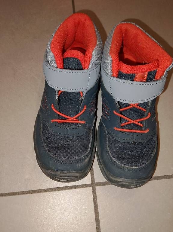 Scarpe per ragazzi: Scarpe da montagna bimbo – Usato da Balerna venduto da Luca1234
