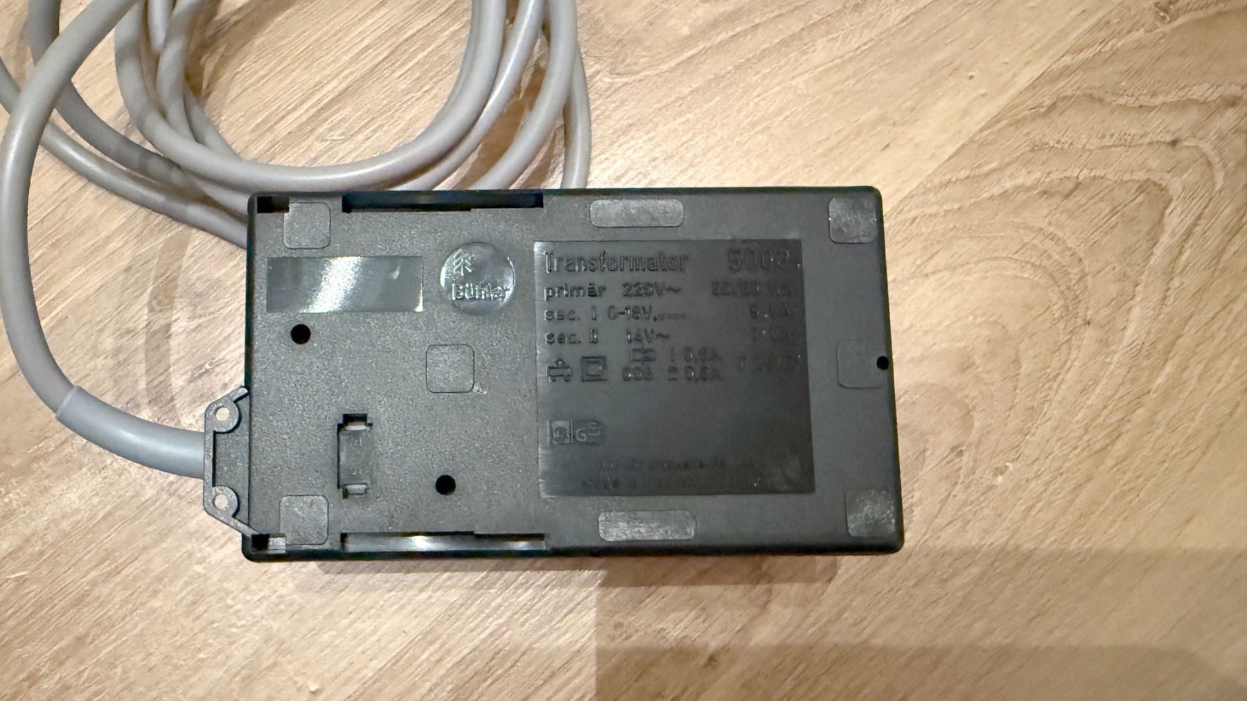 LGB Modellini di ferrovie: LGB Trafo 5003 - 220 Volt - 50/60 Hz – Usato da Samedan venduto da Gischpel25 2