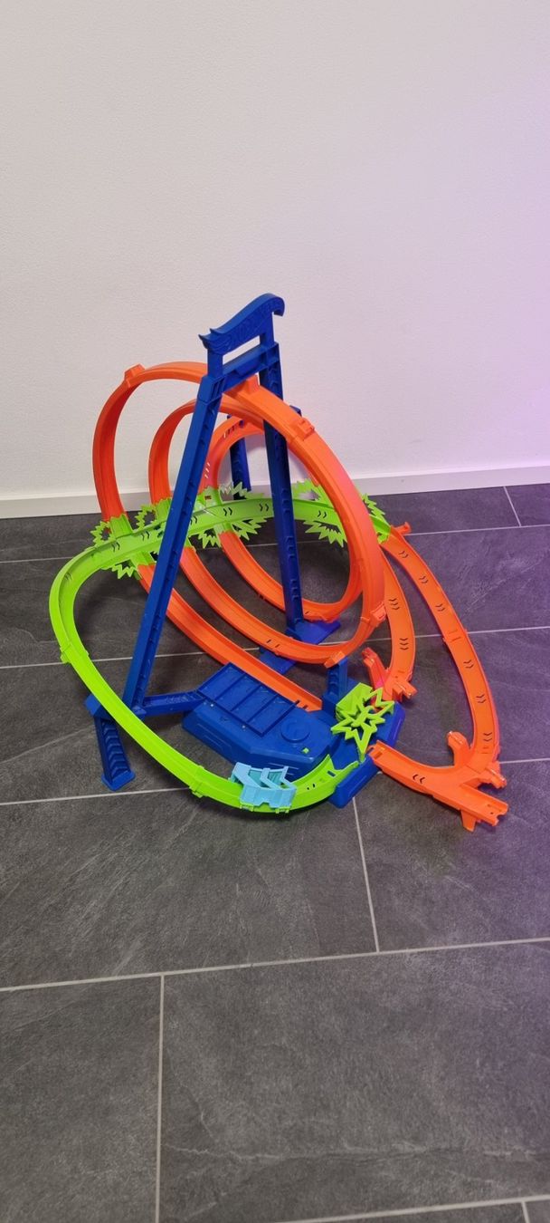 Hot Wheels Rennbahnen: Hot Wheels Action Epic Crash Dash Loopingbahn – Gebraucht aus Birmensdorf ZH von borstenking