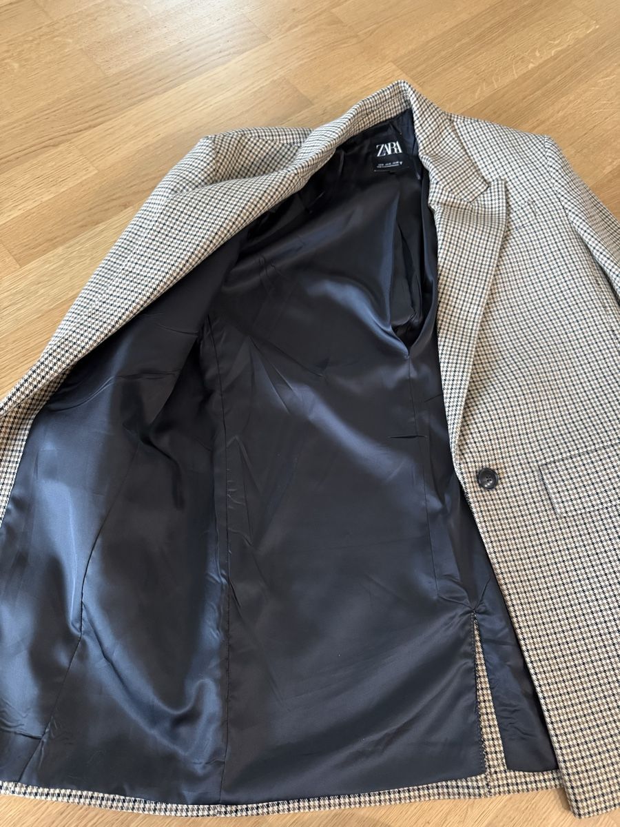 Zara Giacche: Blazer von Zara – Usato da Luzern venduto da aks_13 2