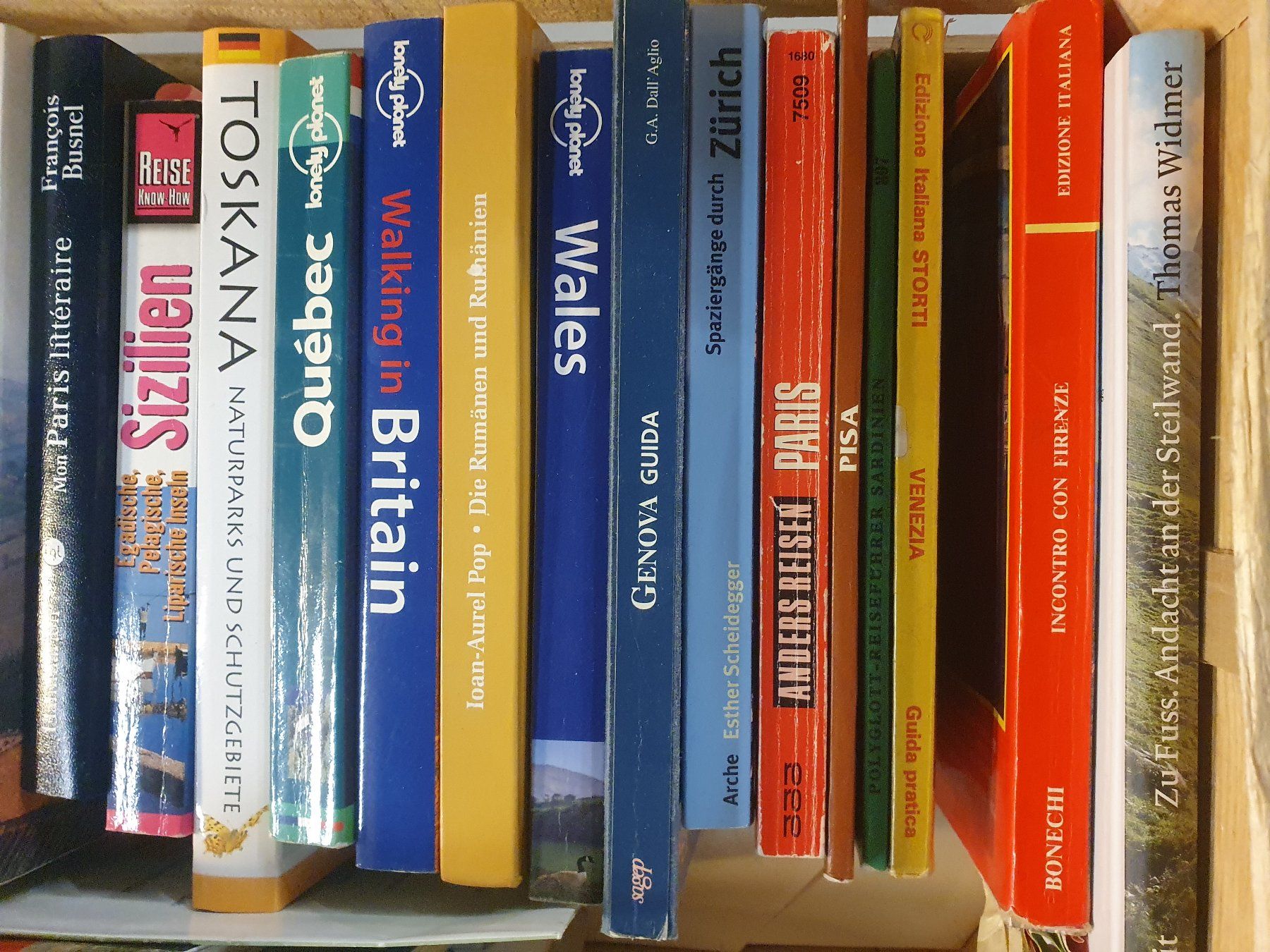 Libri: Div Reiseführer – Usato da Zürich venduto da loosebone 1