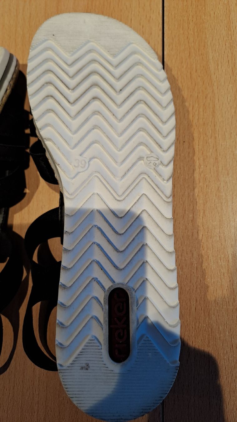 Scarpe da donna: Sandalen – Usato da Unteriberg venduto da 12Schneehasen 1