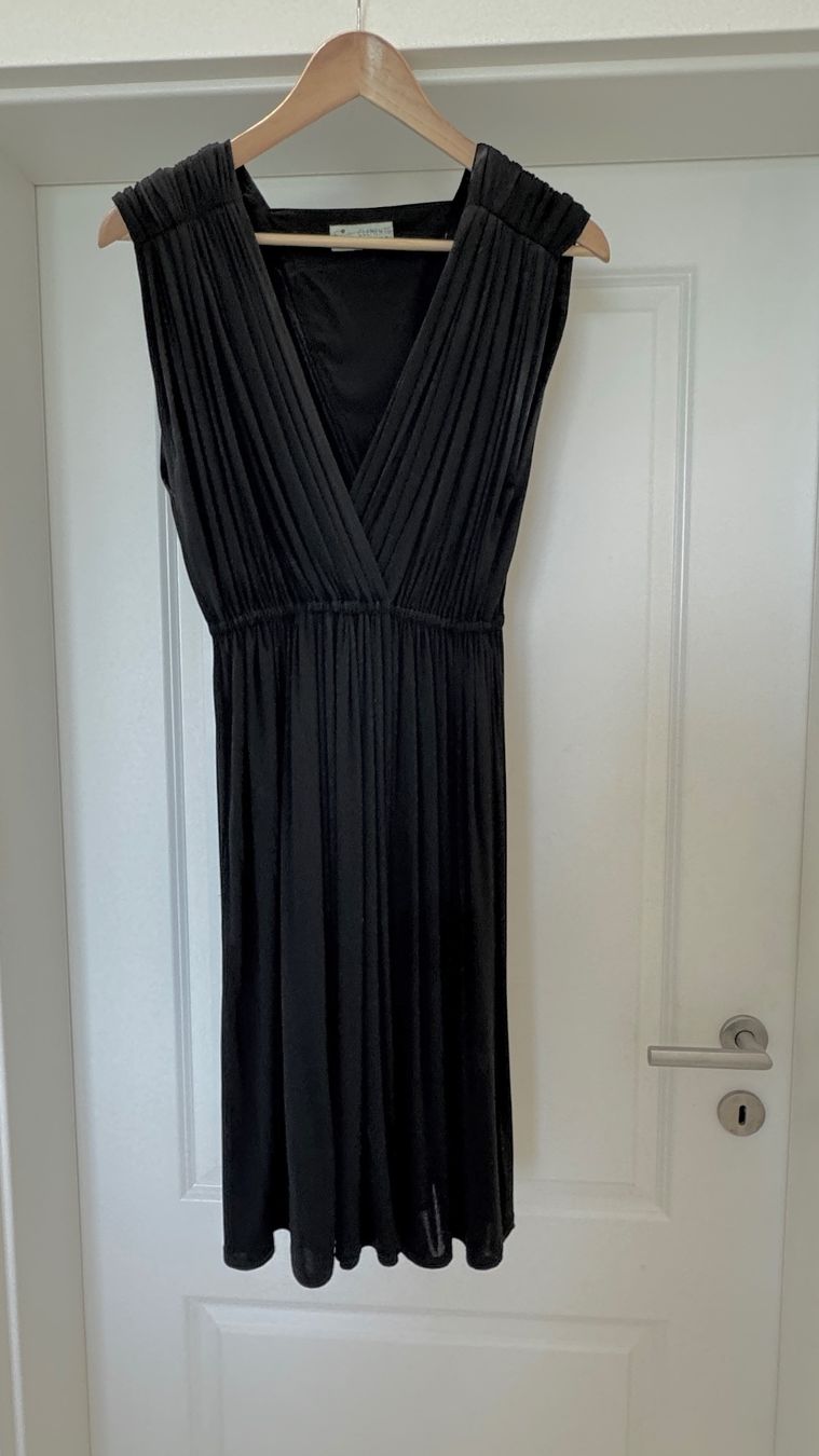 Kleider: Robe noire de haute couture Clements Ribeiro – Gebraucht aus giffers von sev_c9x9 3